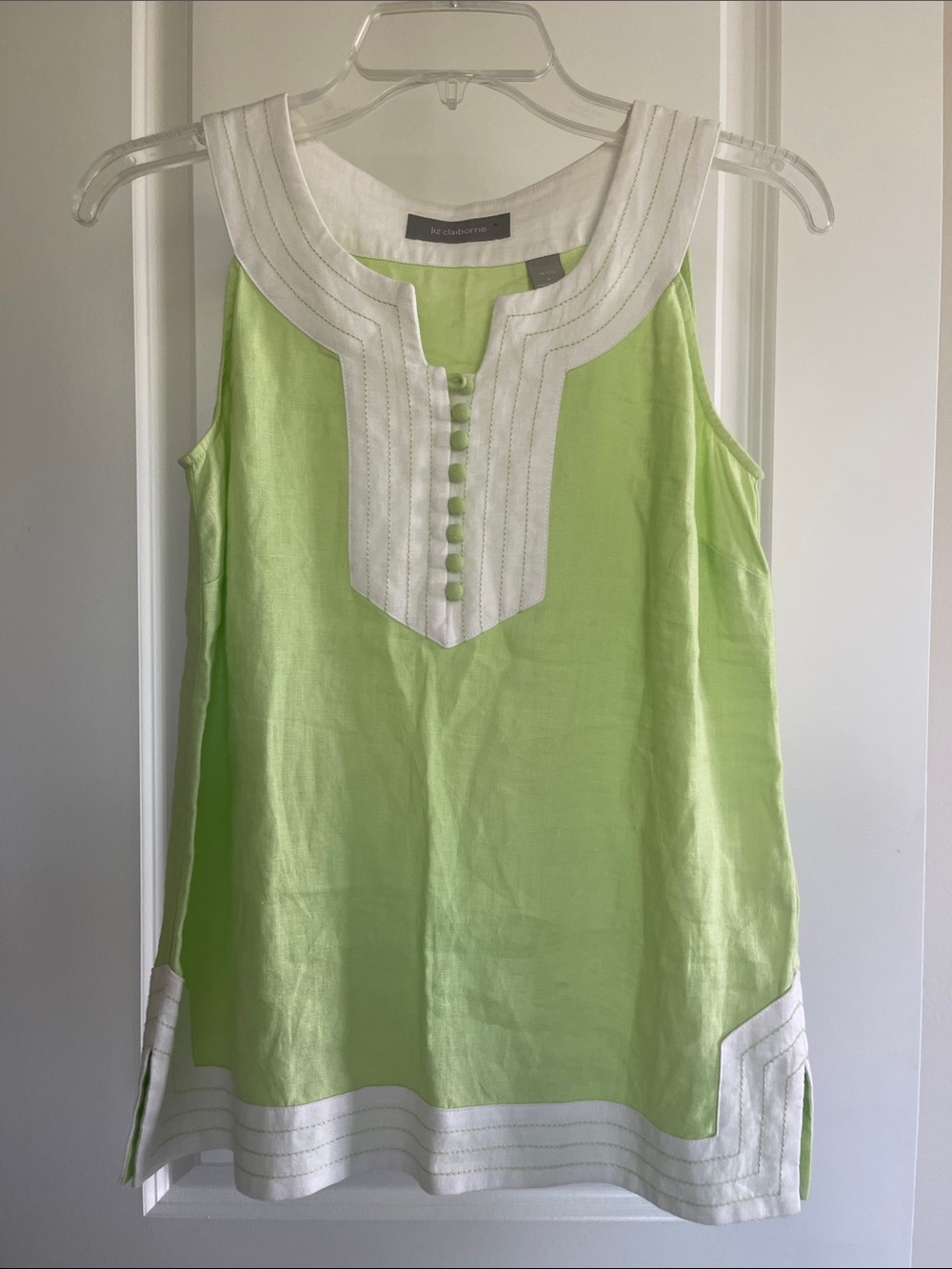 Liz Claiborne Lime Green Camisole with White Trim
100% Linen